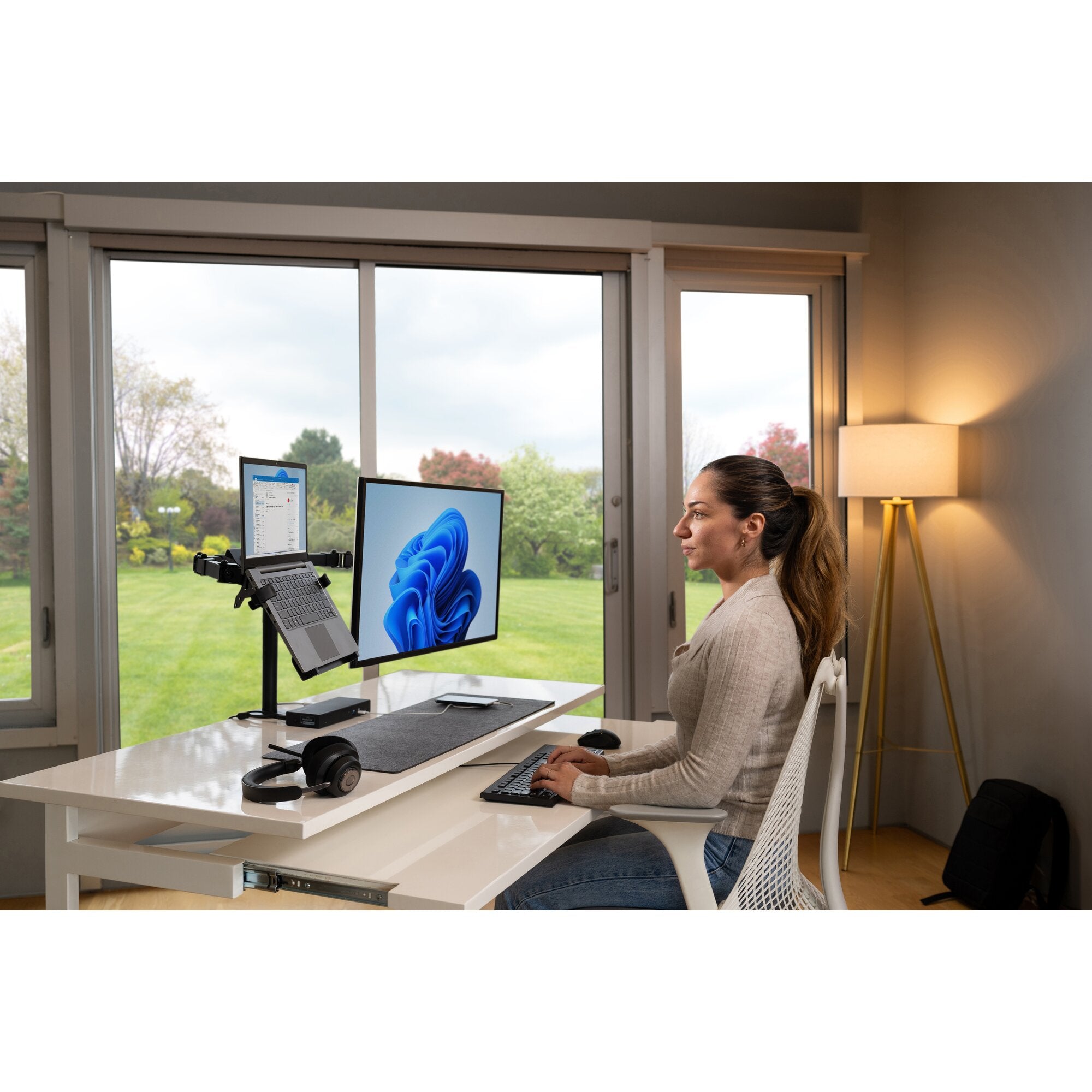 SmartFit Ergo Dual Extended Monitor Arm